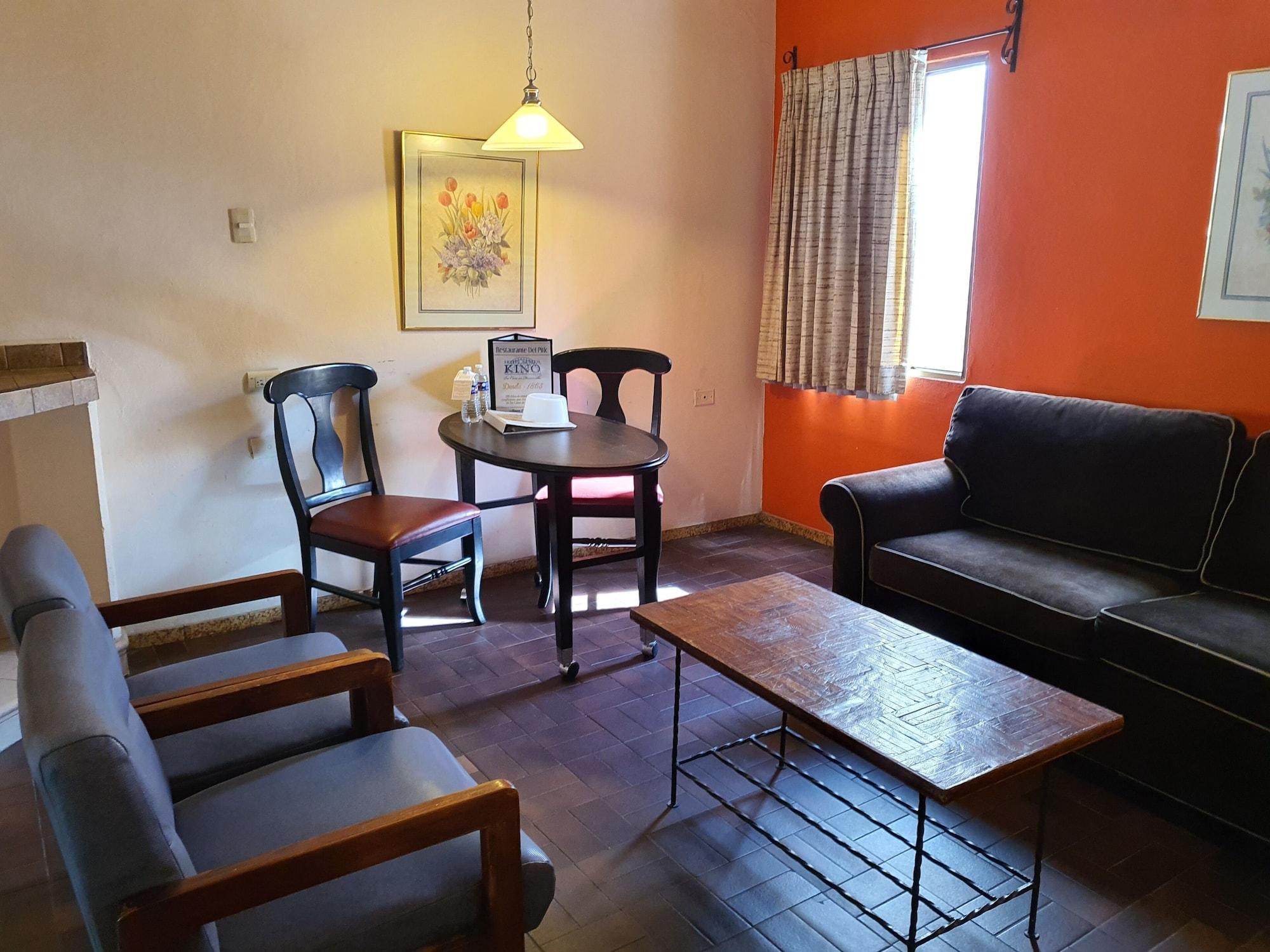Hotel Suites Kino Эрмосильо Экстерьер фото