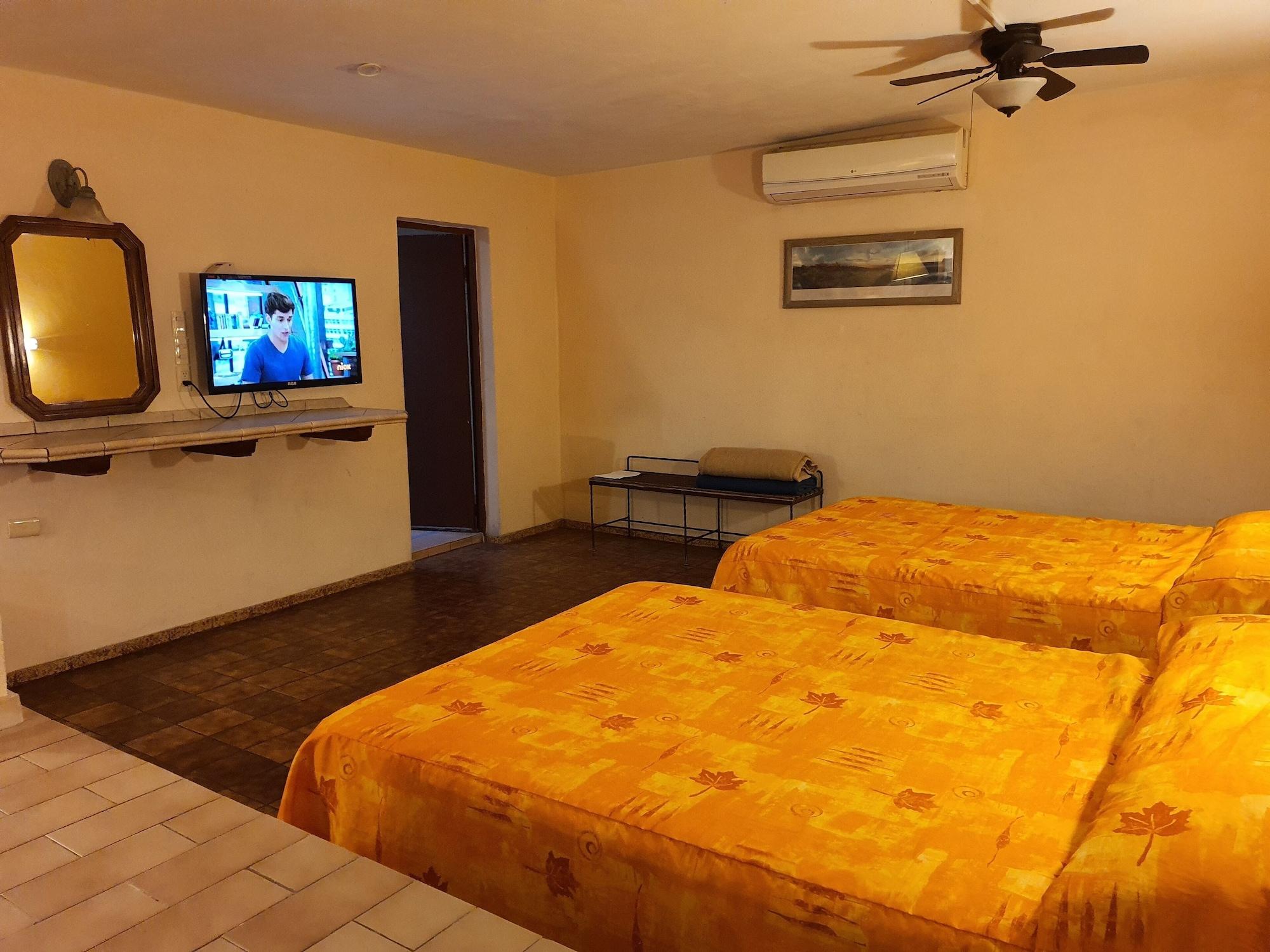 Hotel Suites Kino Эрмосильо Экстерьер фото