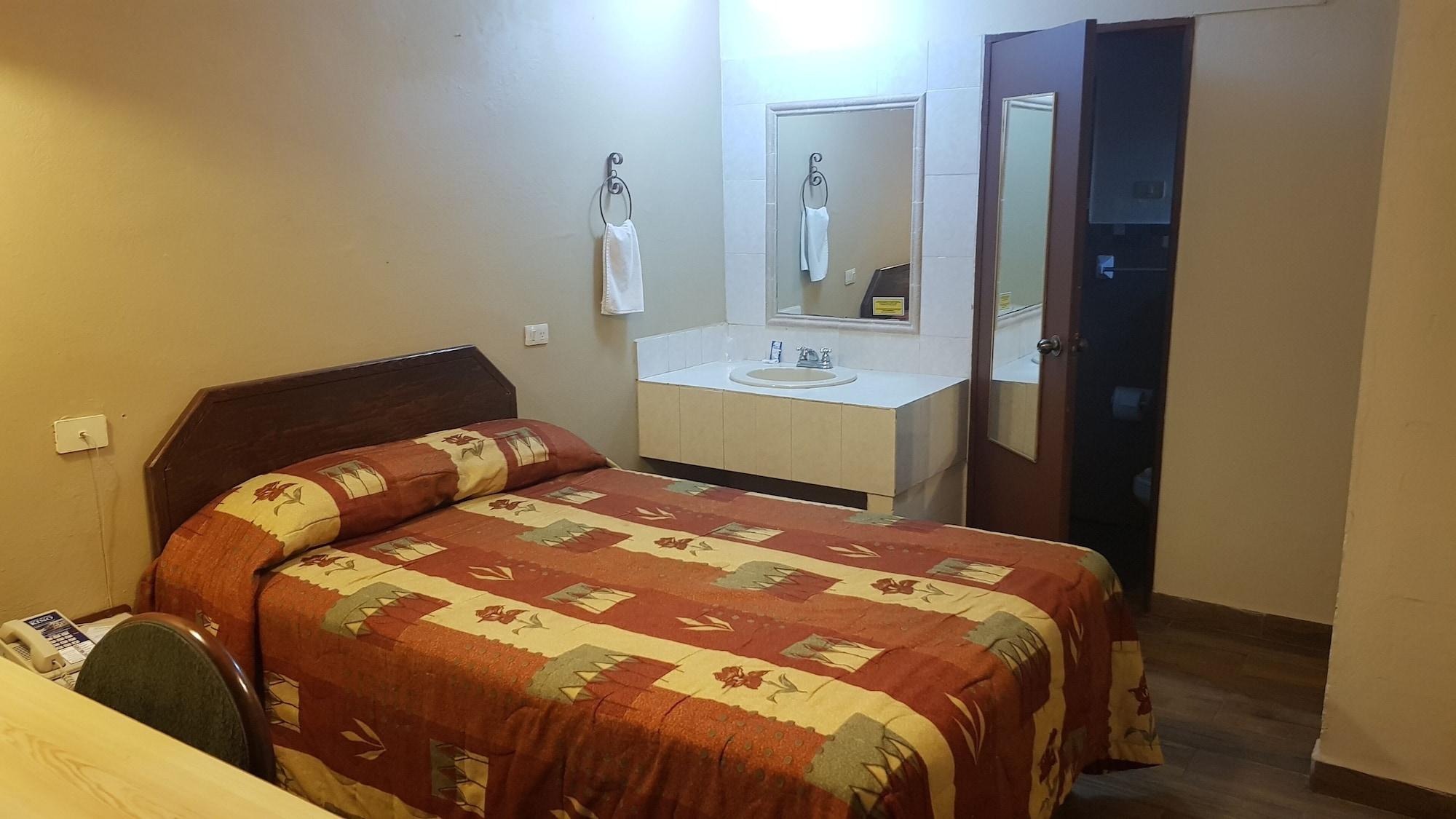 Hotel Suites Kino Эрмосильо Экстерьер фото